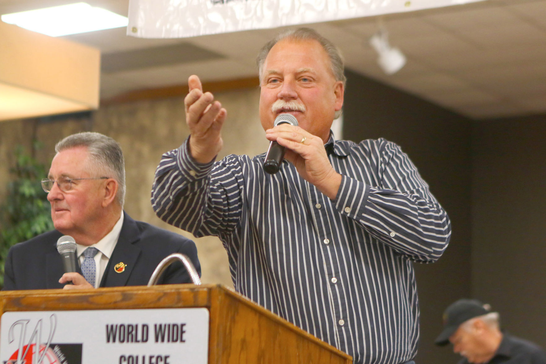 Tom Allman-auctioneer